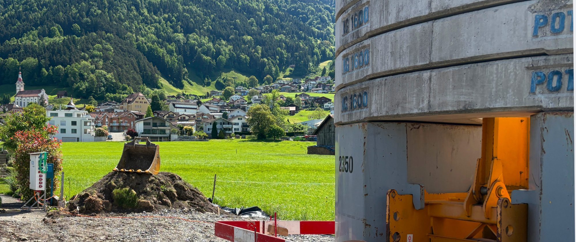 Der Kran wurde gestellt Der Kran wurde gestellt